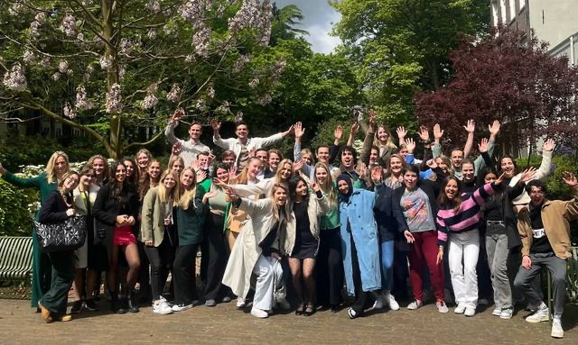 Het team van AthenaSummary